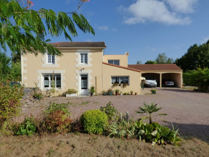 Maison à vendre la Réorthe